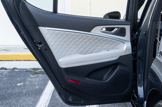 2023 Genesis G70 3.3T RWD - 22980506 - 31