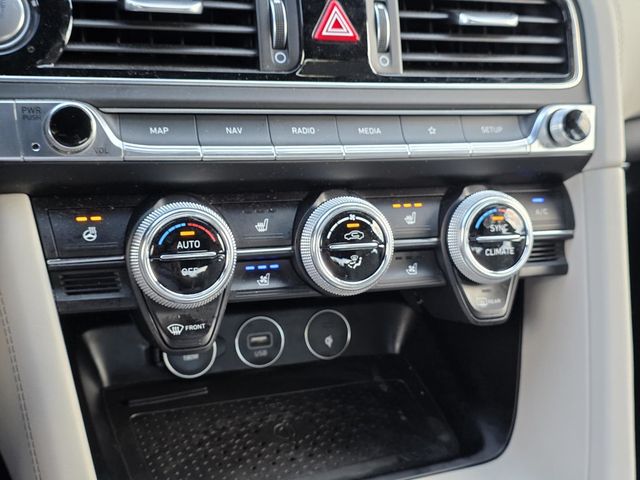 2023 Genesis G70 3.3t Sport Prestige - 22947255 - 23