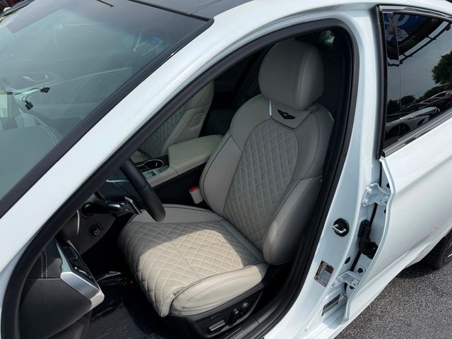 2023 Genesis G70 **G70 3.3T SPORT PRESTIGE**SPORT ADVANCED**MSRP $55940** - 23019333 - 9