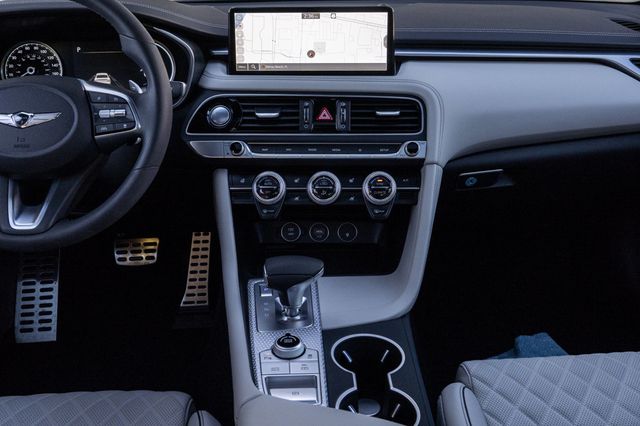 2023 Genesis G70 Sport Prestige - 22980506 - 17