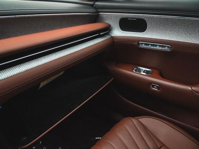 2023 Genesis G90 3.5T - 22978591 - 22