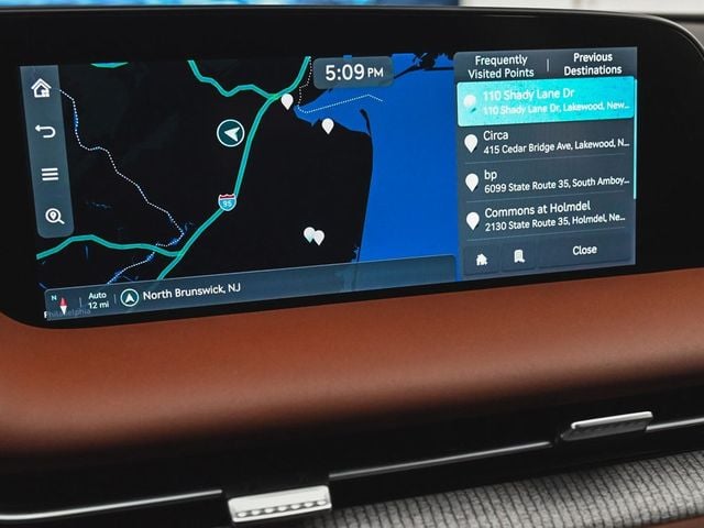 2023 Genesis G90 3.5T - 22978591 - 25