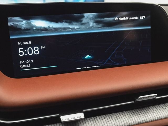 2023 Genesis G90 3.5T - 22978591 - 30