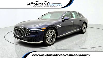 2023 Genesis G90