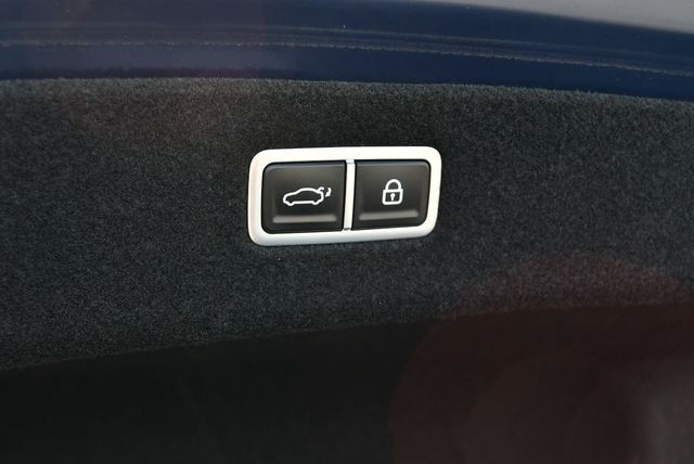 2023 Genesis G90 3.5T e-SC AWD Sedan W/Navigation and Bang & Olufsen Audio - 23079267 - 16
