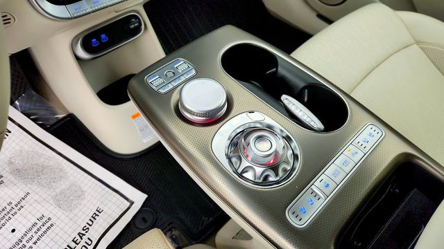 2023 Genesis GV60 Advanced AWD - 23069337 - 16