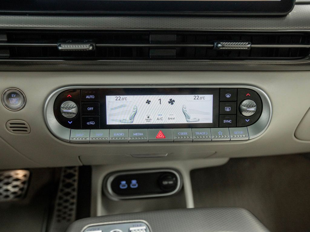 2023 Genesis GV60 Performance AWD photo 23
