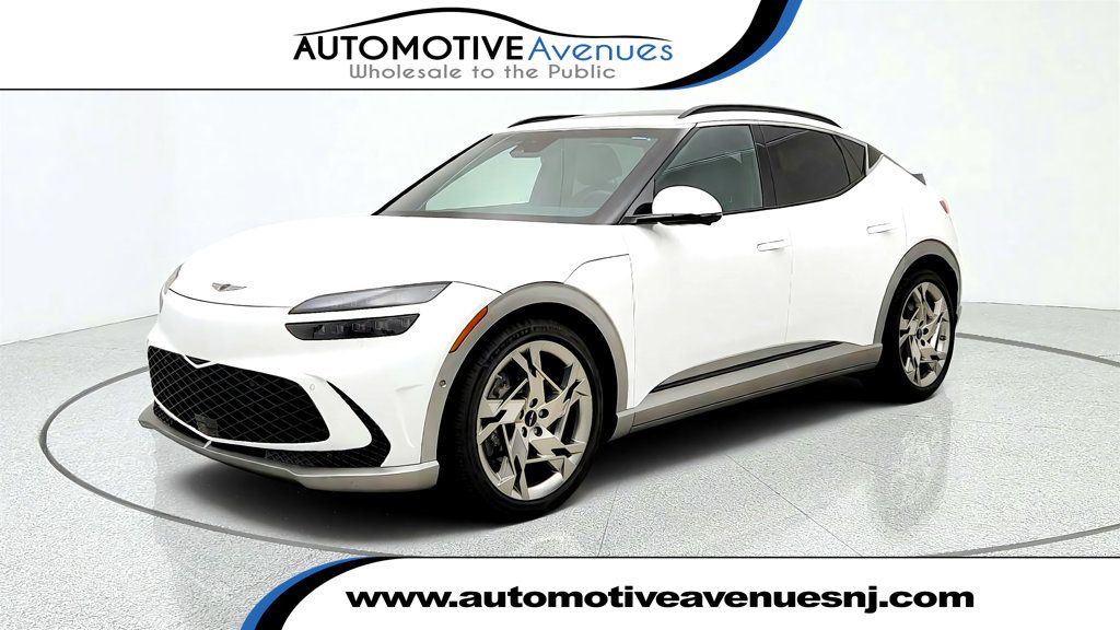2023 Genesis GV60 Performance AWD - 23074414 | Video 1