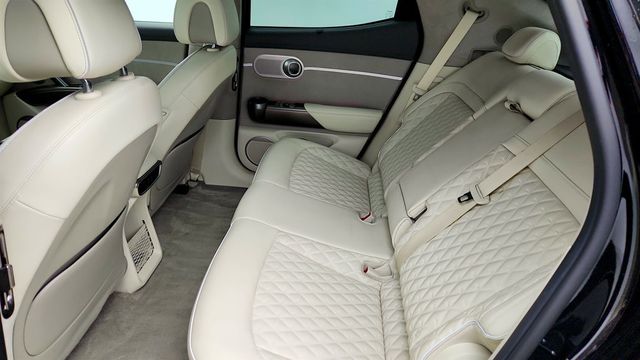 2023 Genesis GV60 Performance AWD (429 hp) - 22978795 - 17