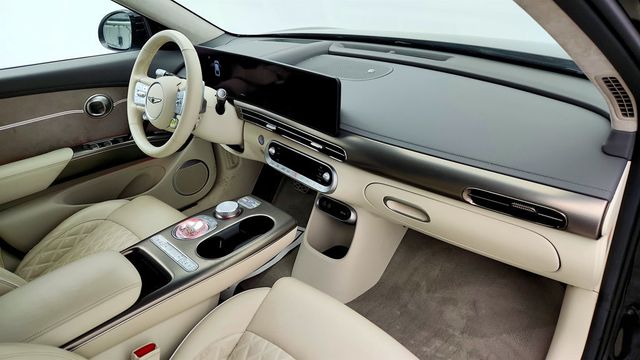 2023 Genesis GV60 Performance AWD (429 hp) - 22978795 - 21