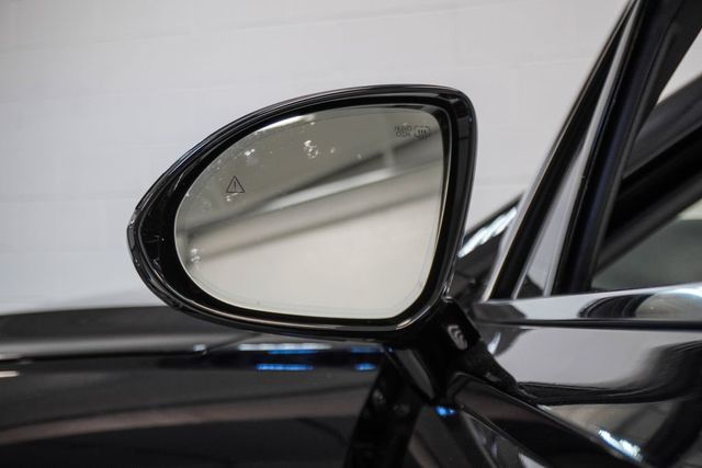 2023 Genesis GV70 2.5T AWD - 23007022 - 42