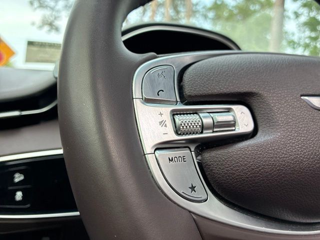 2023 Genesis GV70 2.5T AWD - 23018825 - 26