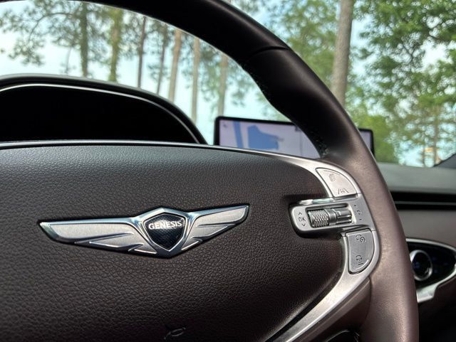 2023 Genesis GV70 2.5T AWD - 23018825 - 27