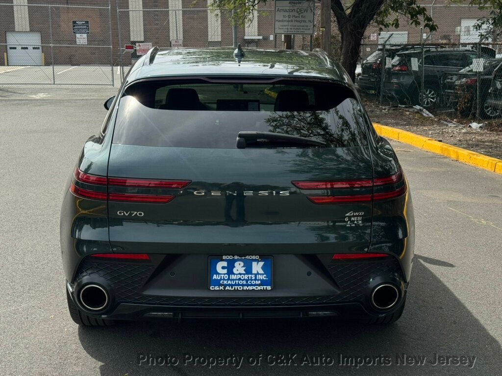 2023 Genesis GV70 2.5T Select Advanced Sport Prestige photo 4