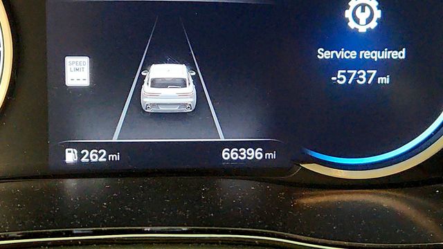 2023 Genesis GV70 2.5T AWD w/ Advanced Package & Select Package - 23075533 - 15