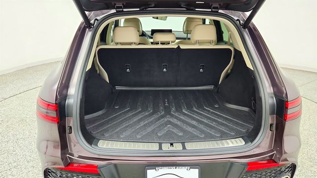 2023 Genesis GV70 2.5T AWD w/ Advanced Package & Select Package - 23075533 - 23