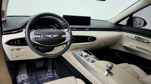 2023 Genesis GV70 2.5T AWD with Select Package - 22951239 - 12
