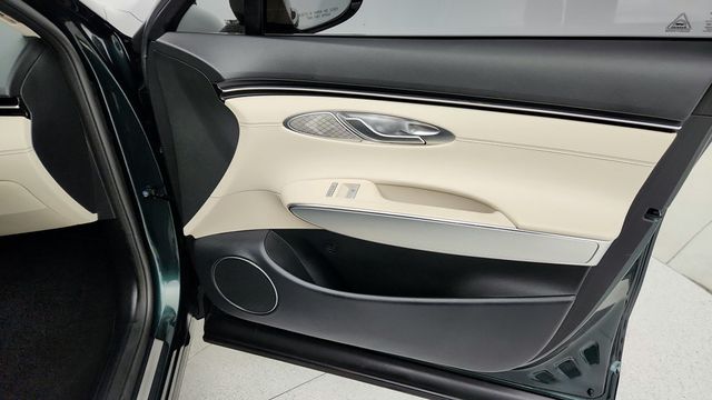 2023 Genesis GV70 2.5T AWD with Select Package - 22951239 - 27