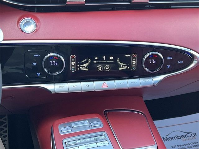 2023 Genesis GV70 3.5T Sport AWD - 22945715 - 31