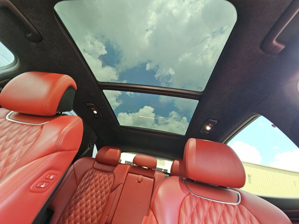 2023 Genesis GV70 3.5T Sport AWD - 23064193 - 16