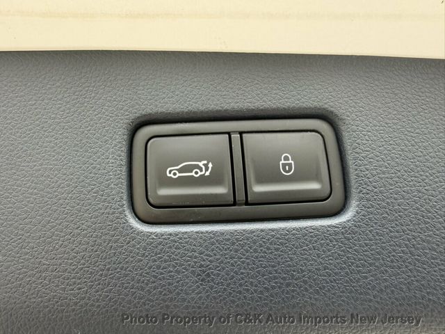 2023 Genesis GV70 SPORT PRESTIGE PACKAGE!! MATT WHITE! BLIND SPOT!!! PREMIUM SOUND - 23070448 - 20