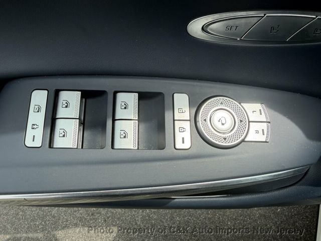 2023 Genesis GV70 SPORT PRESTIGE PACKAGE!! MATT WHITE! BLIND SPOT!!! PREMIUM SOUND - 23070448 - 21