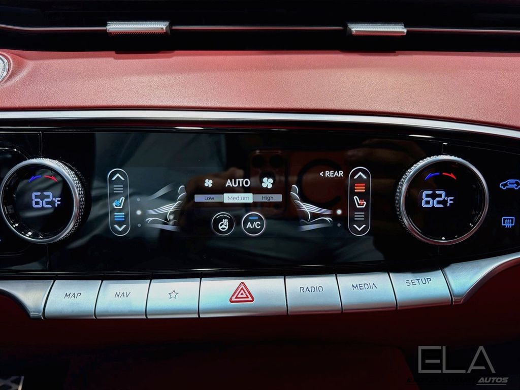 2023 Genesis GV70 THIS IS A SPORT ADVANCED PACKAGE! DIGITAL KEY! LEXICON SOUND!  - 23064193 - 21