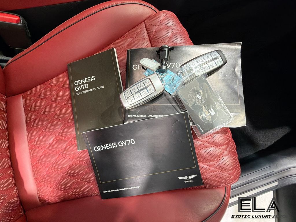 2023 Genesis GV70 THIS IS A SPORT ADVANCED PACKAGE! DIGITAL KEY! LEXICON SOUND!  - 23064193 - 40