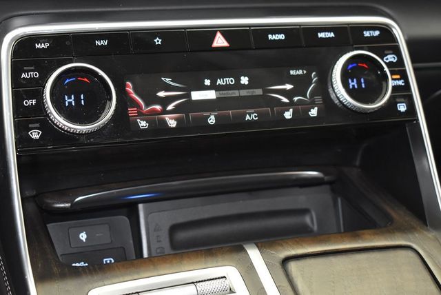 2023 Genesis GV80 2.5T AWD - 22978477 - 21