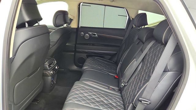 2023 Genesis GV80 3.5T AWD w/ Prestige & Advanced Packages - 23021155 - 22