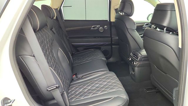 2023 Genesis GV80 3.5T AWD w/ Prestige & Advanced Packages - 23021155 - 24