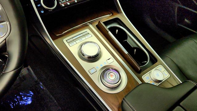 2023 Genesis GV80 AWD 2.5T Prestige 20'' w/ Advanced Package & Tow Hitch - 23098663 - 16