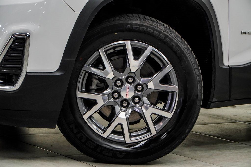 2023 Gmc Acadia SLT photo 3