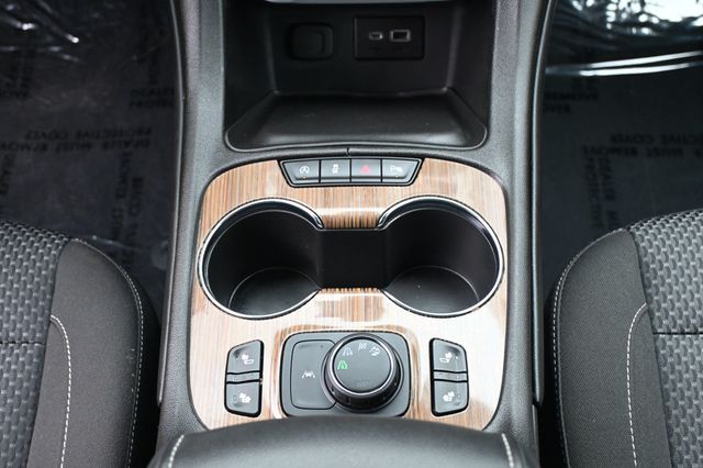 2023 GMC Acadia AWD SLE Driver Convenience Package Brand New Tires - 22885038 - 12