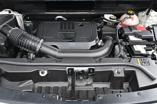 2023 GMC Acadia AWD SLE Driver Convenience Package Brand New Tires - 22885038 - 22