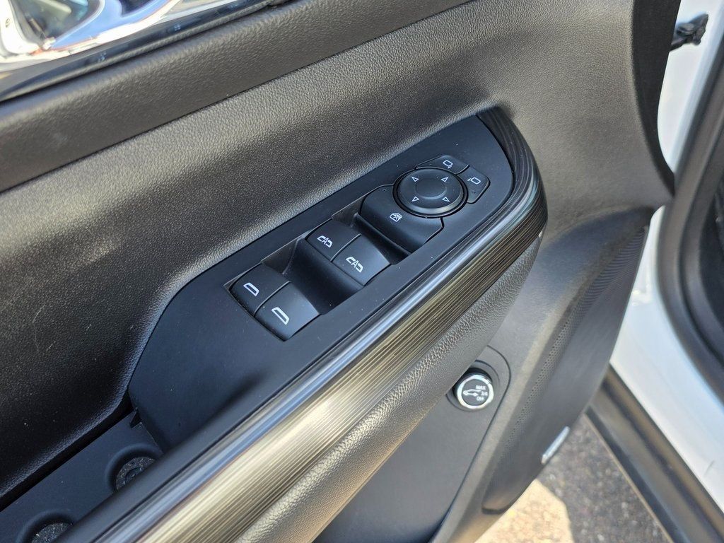 2023 GMC Acadia FWD 4dr SLT - 22965066 - 23