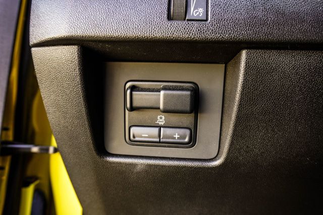 2023 GMC Canyon 4WD Crew Cab AT4 - 23012541 - 30