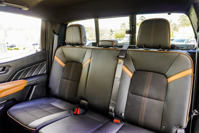 2023 GMC Canyon 4WD Crew Cab AT4 - 23012541 - 33