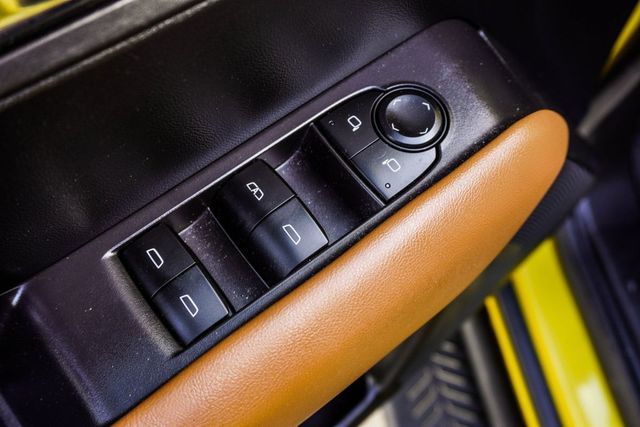 2023 GMC Canyon 4WD Crew Cab AT4 - 23012541 - 35