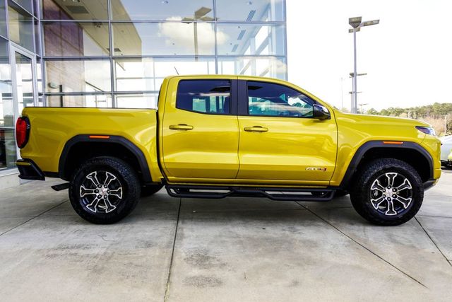 2023 GMC Canyon 4WD Crew Cab AT4 - 23012541 - 8