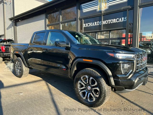 2023 GMC Canyon 4WD Crew Cab AT4 - 22976146 - 0