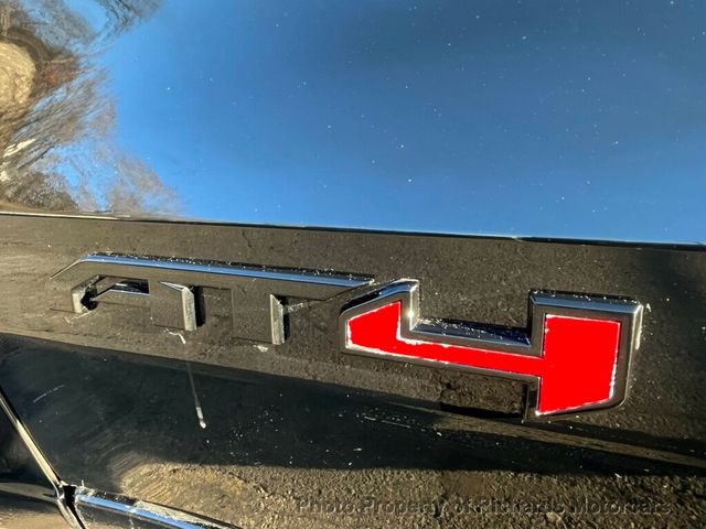 2023 GMC Canyon 4WD Crew Cab AT4 - 22976146 - 12