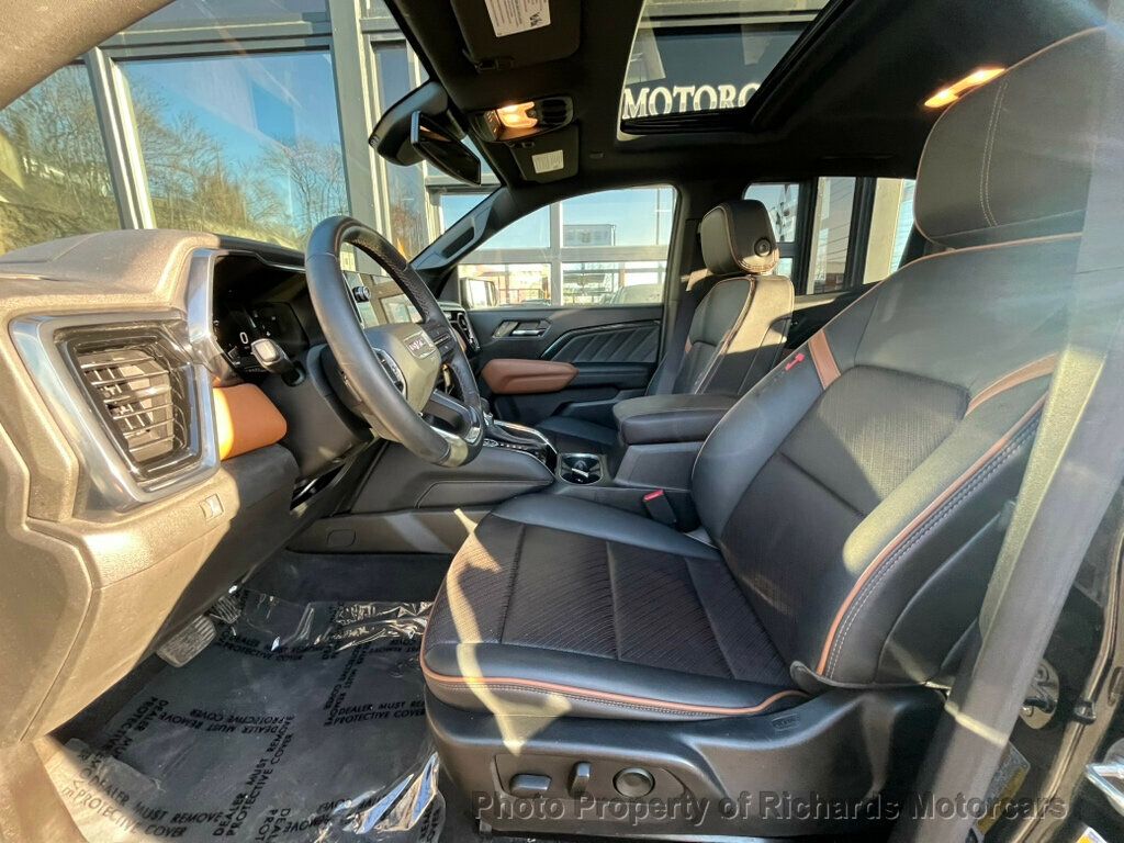 2023 GMC Canyon 4WD Crew Cab AT4 - 22976146 - 15