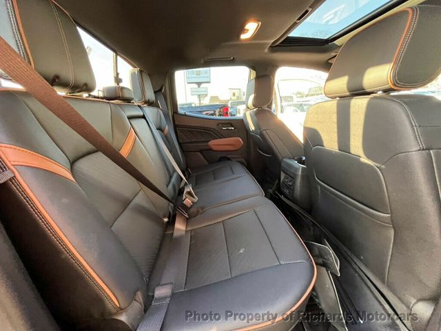 2023 GMC Canyon 4WD Crew Cab AT4 - 22976146 - 19