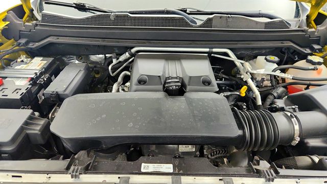2023 GMC Canyon 4WD Crew Cab AT4 - 22990330 - 25