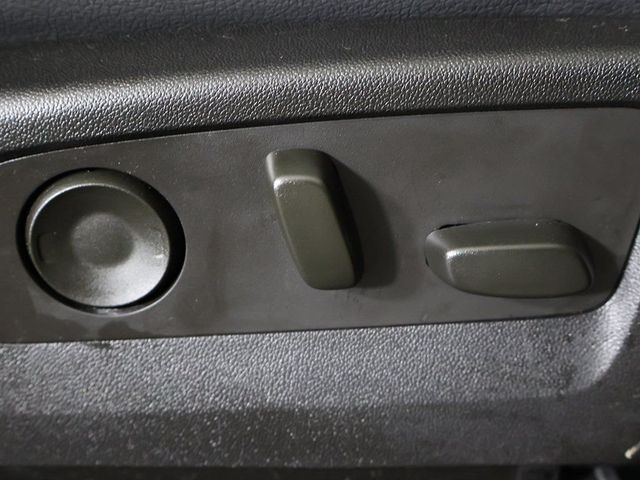 2023 GMC Canyon 4WD Crew Cab Denali - 23009974 - 37