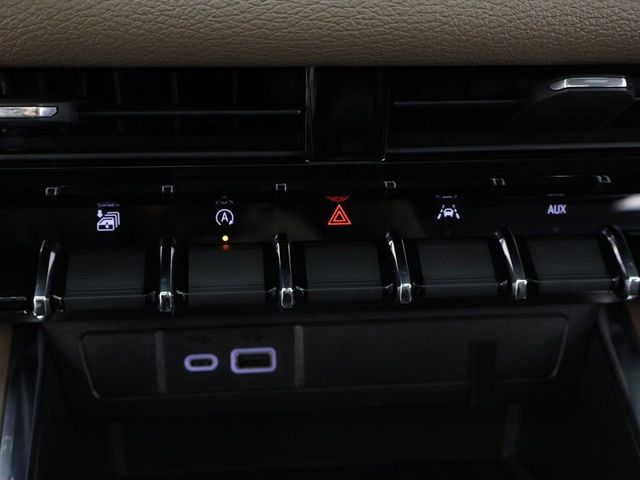 2023 GMC Canyon 4WD Crew Cab Denali - 23009974 - 49