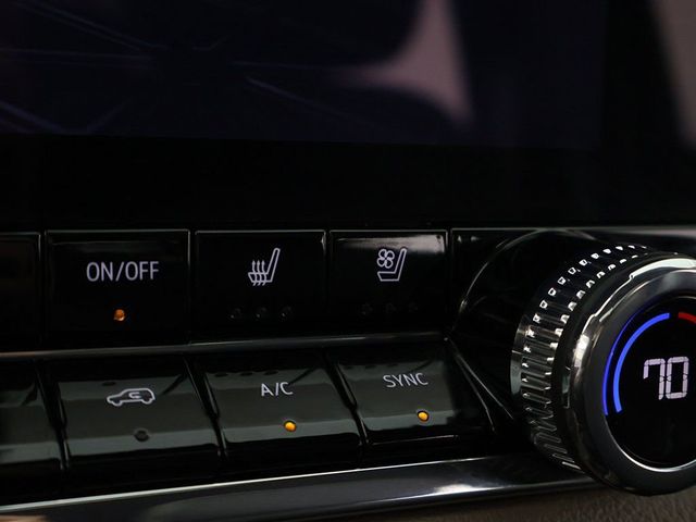 2023 GMC Canyon 4WD Crew Cab Denali - 23009974 - 56