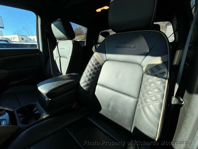 2023 GMC Canyon 4WD Crew Cab Denali - 22959763 - 16