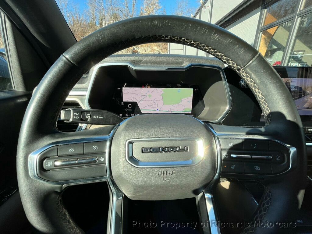 2023 GMC Canyon 4WD Crew Cab Denali - 22959763 - 24
